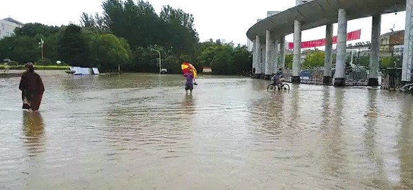 山東大暴雨，羅德移動泵車隨時待命